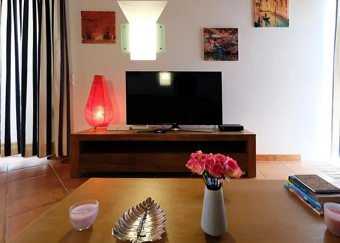 Будинок відпочинку Lotus Villa- By Interhome *